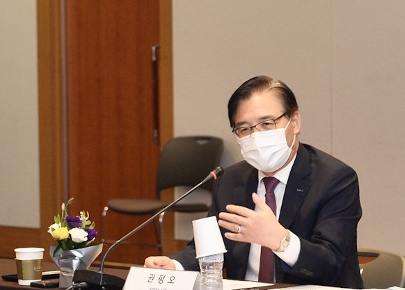 권평오.jpg 이미지입니다.