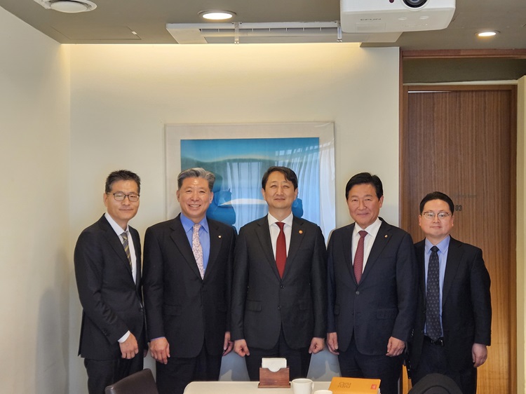 KakaoTalk_20240216_132425722_01.jpg 이미지입니다.