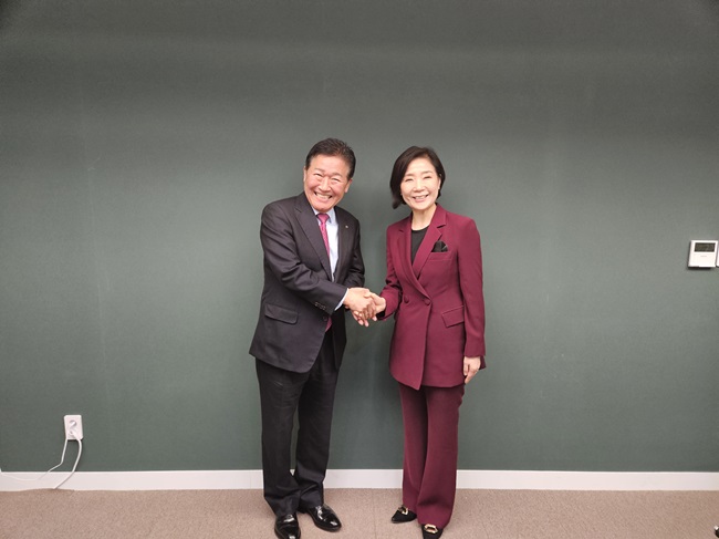 KakaoTalk_20240322_170717637_01.jpg 이미지입니다.