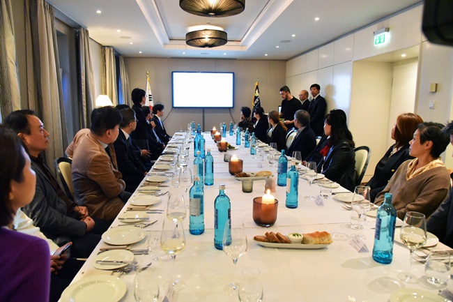 8.jpg 이미지입니다.