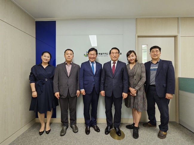 KakaoTalk_20240425_163420404_01.jpg 이미지입니다.