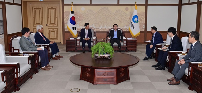 1715664825_1101.jpg 이미지입니다.