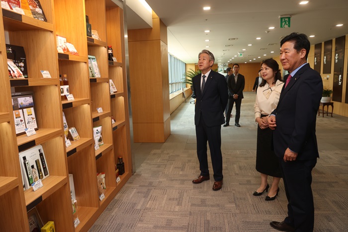 KakaoTalk_20240521_175953062_02.jpg 이미지입니다.