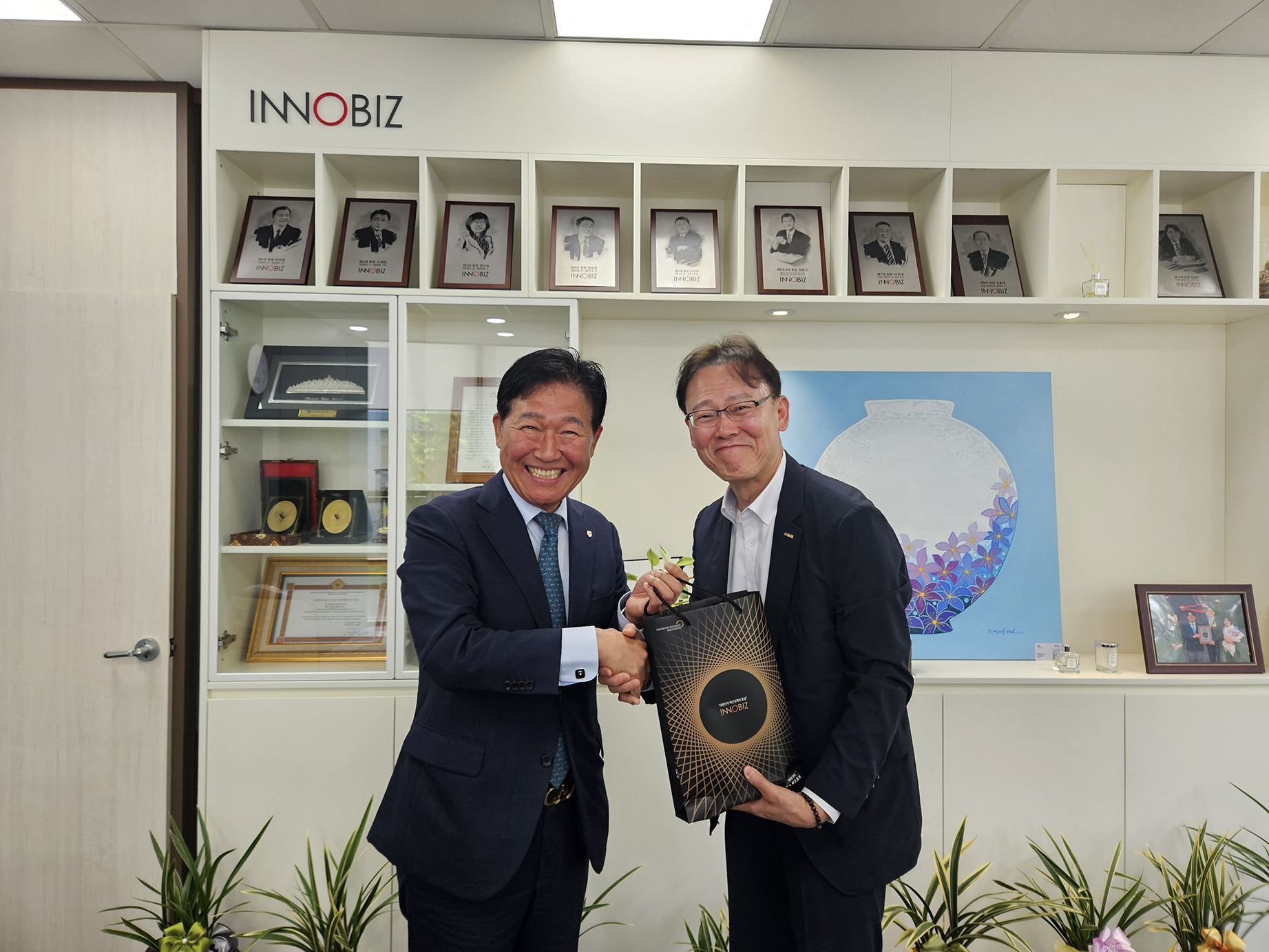 사진자료_1_resize.jpg 이미지입니다.