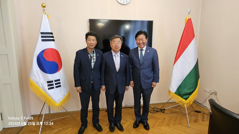 KakaoTalk_20240625_205554619_02.jpg 이미지입니다.