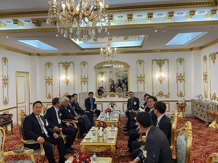 1.jpg 이미지입니다.